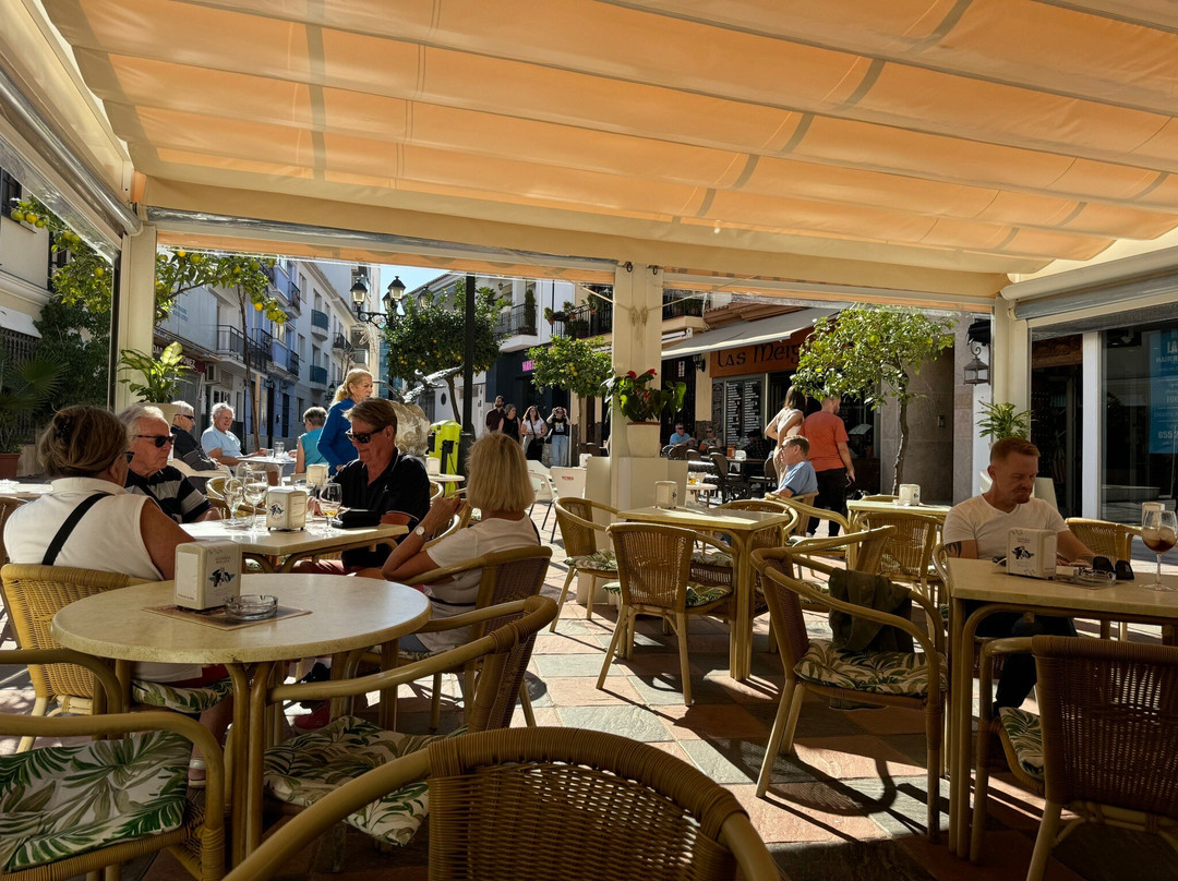 The Salon Varietes Theatre-福恩吉罗拉必去景点