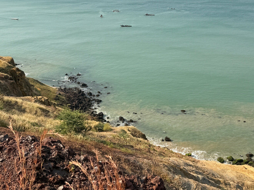 Plage Popenguine景点图片