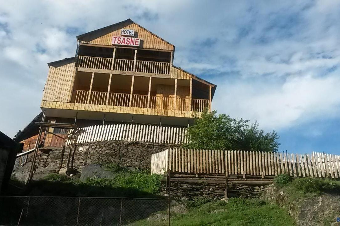 Hotel Tsasne