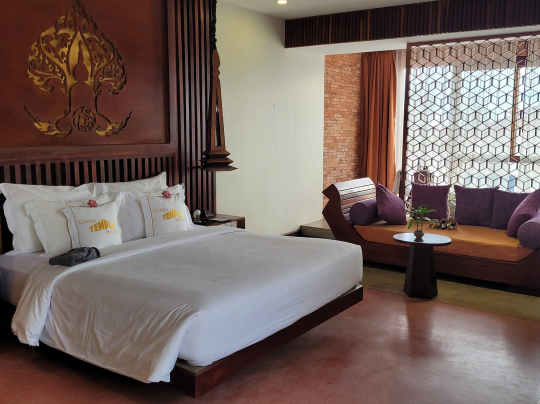 Golden Temple Boutique主图