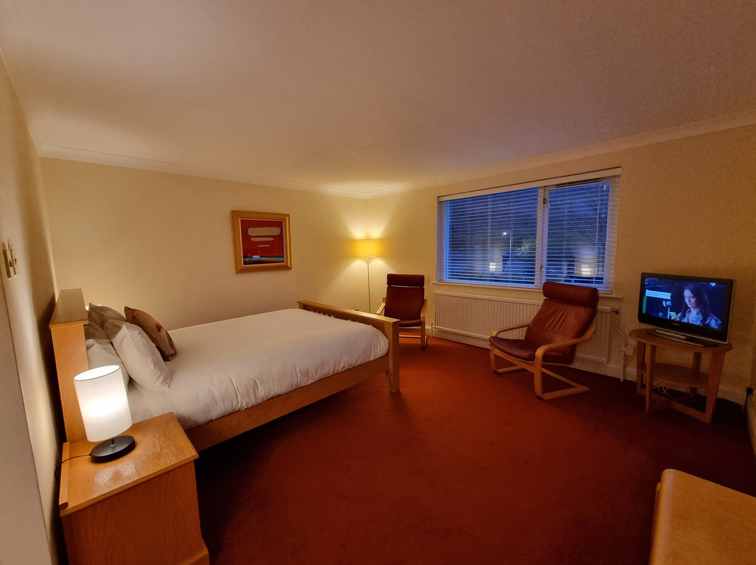 The Four Seasons, Hotel & Little Larder主图