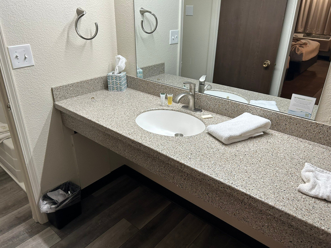 Travelodge by Wyndham Powell主图