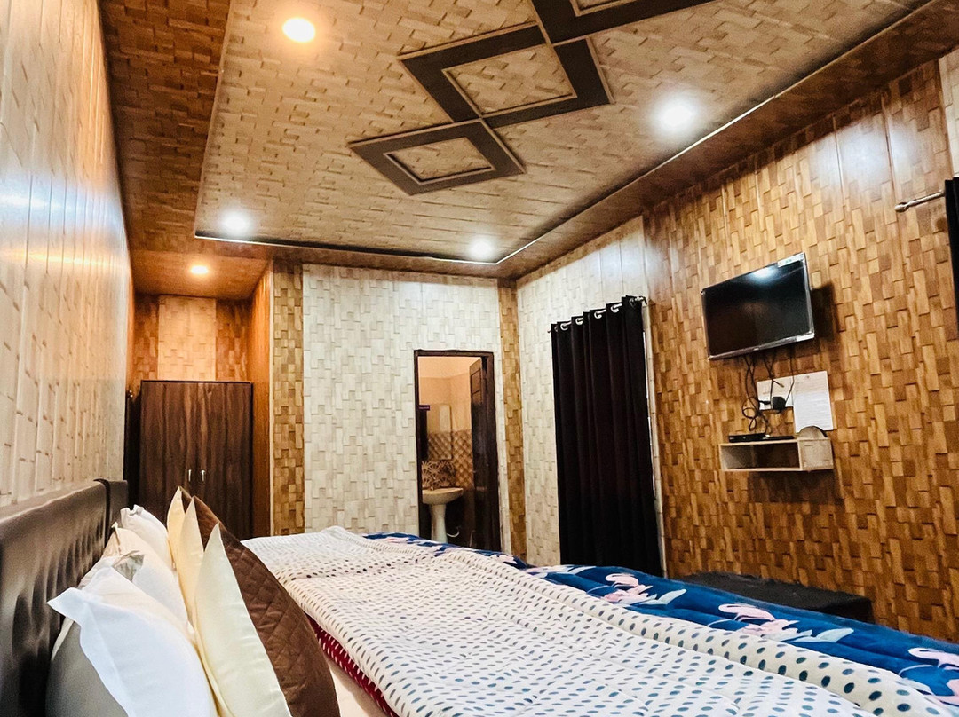 Dev Bhoomi Camping Resort主图