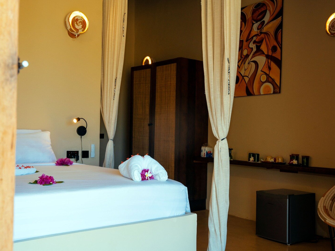 Basecamp Mafia Island主图