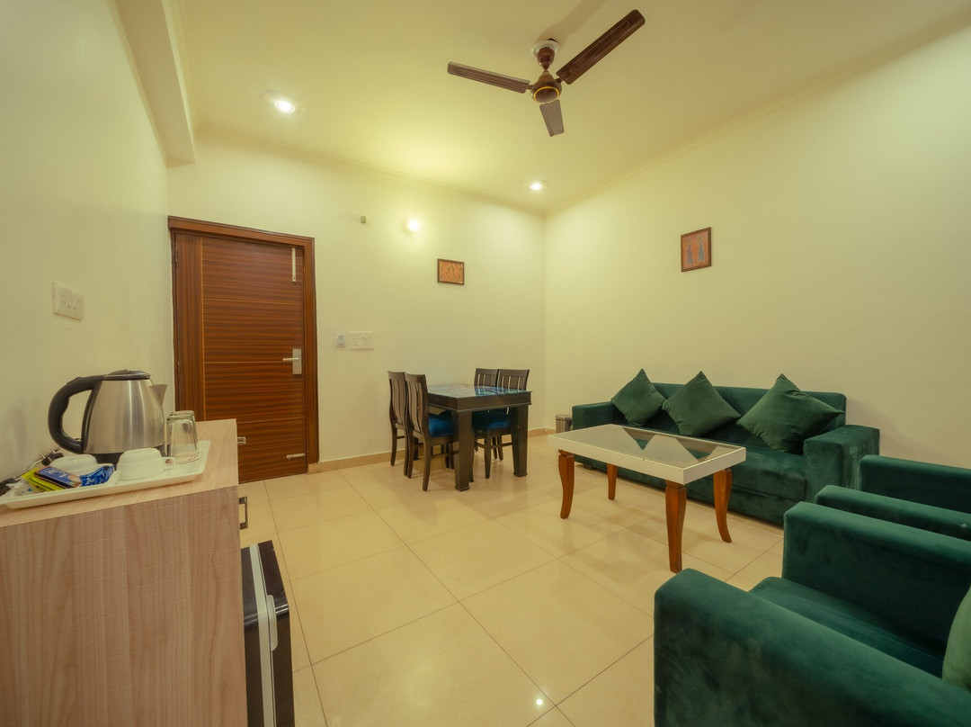 Hotel HSR View Inn主图