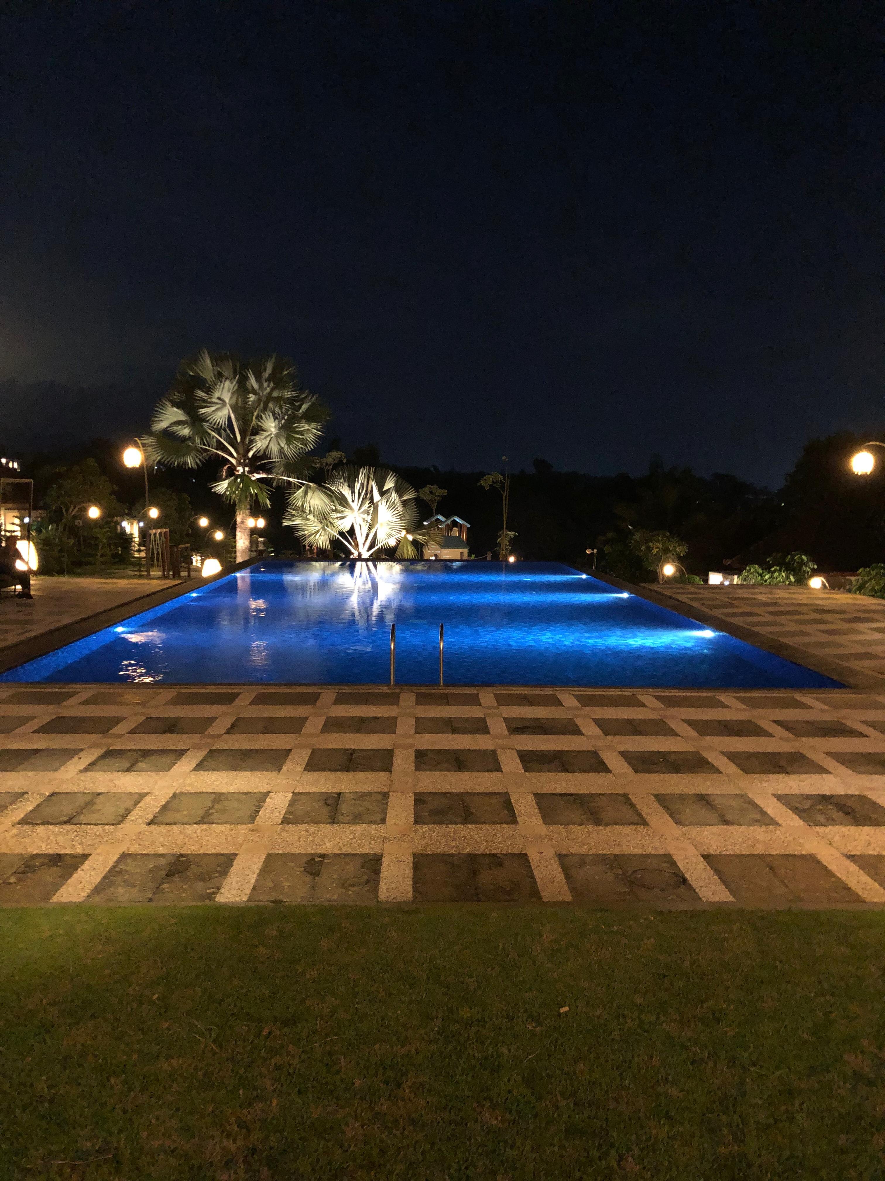 Shanaya Resort Malang-泳池