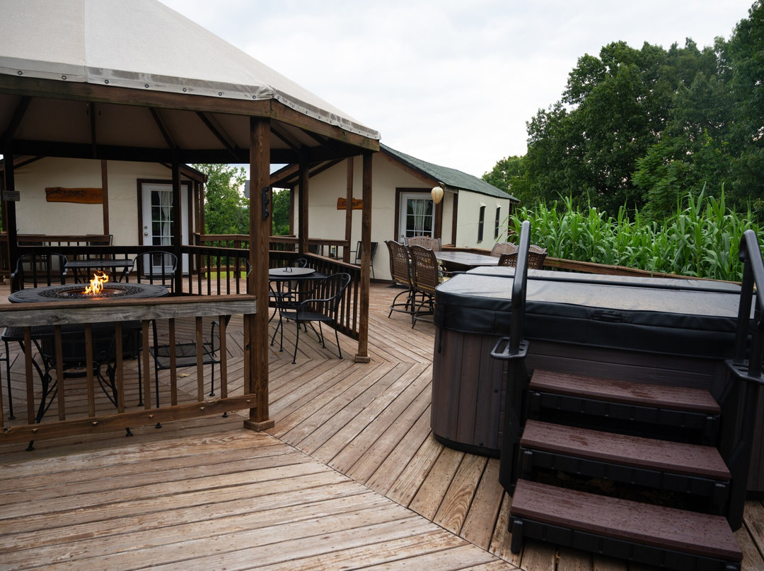 Turpentine Creek Wildlife Refuge Lodging