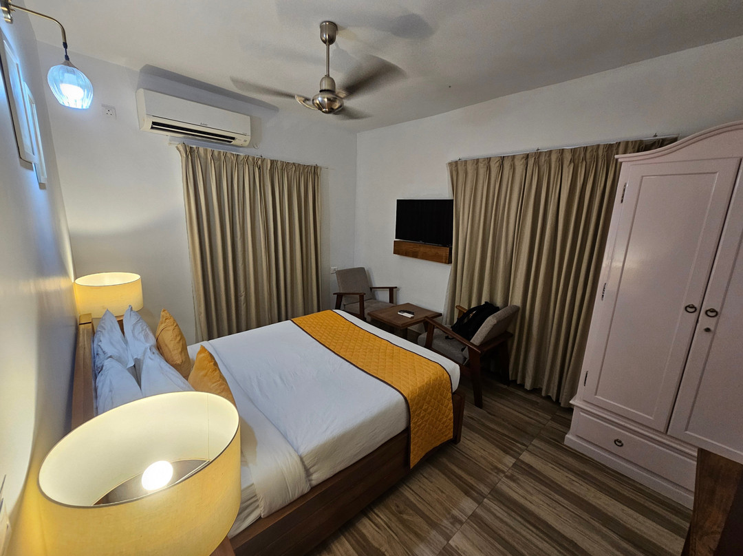 Solo Inn By Hawk Hospitality主图