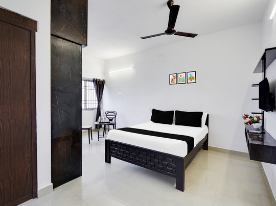 Super Hotel O Kovalam Near Bus Stand