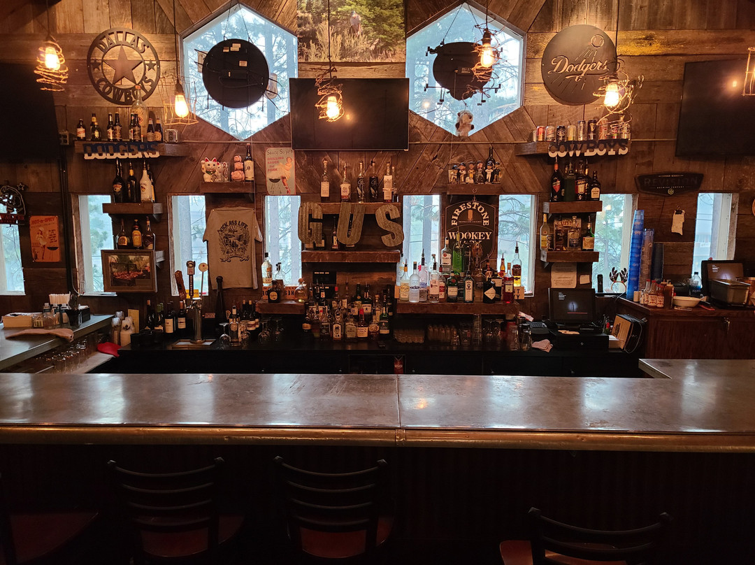 Gus' Open Pit BBQ