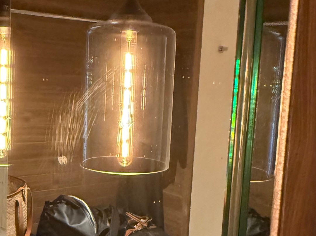 萨罗晋酒店主图