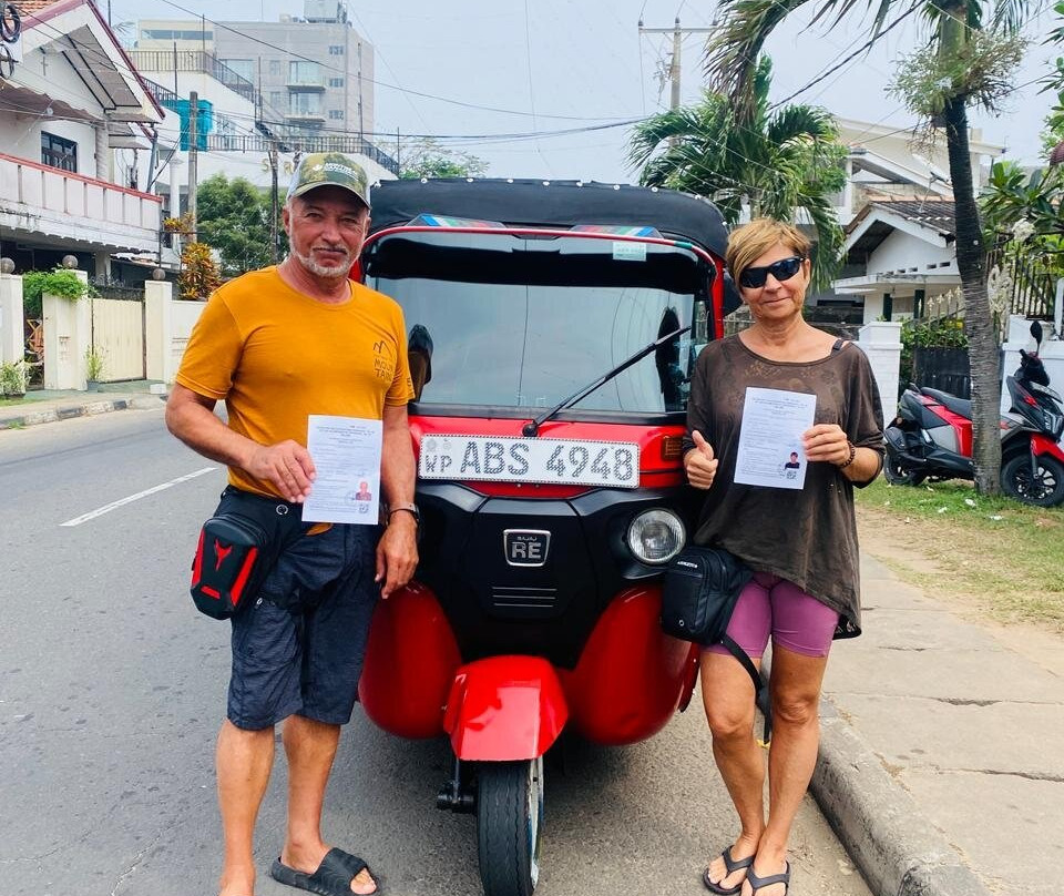 Tuk Tuk Rental Negombo景点图片