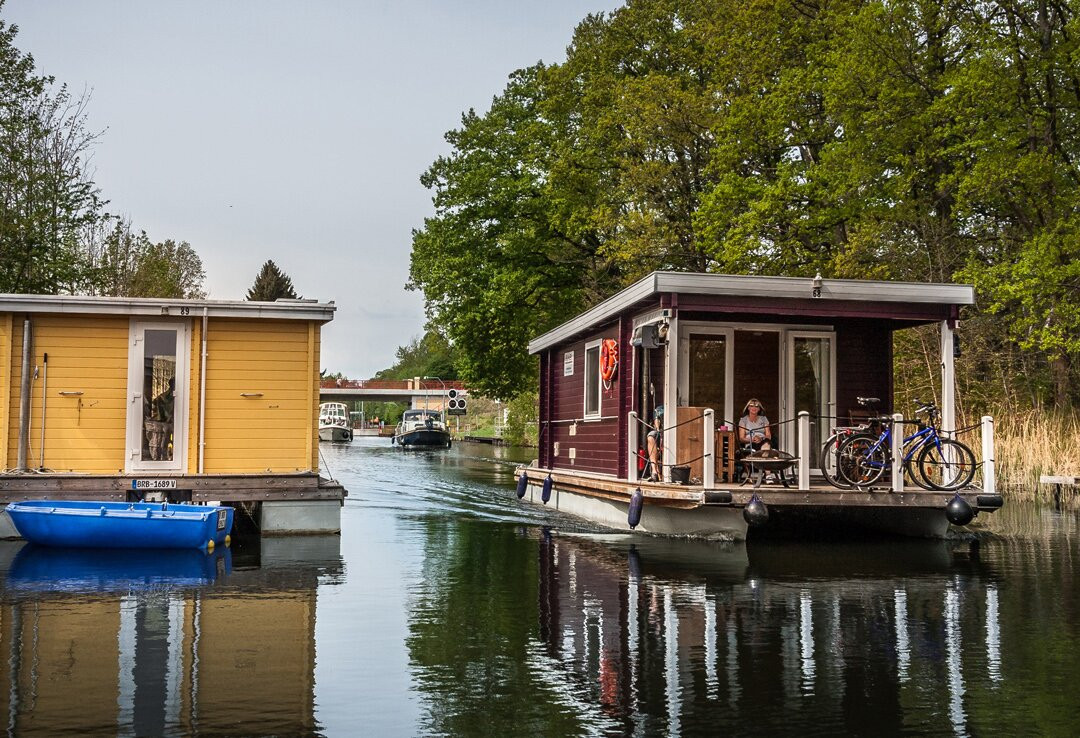 BunBo das Bungalowboot