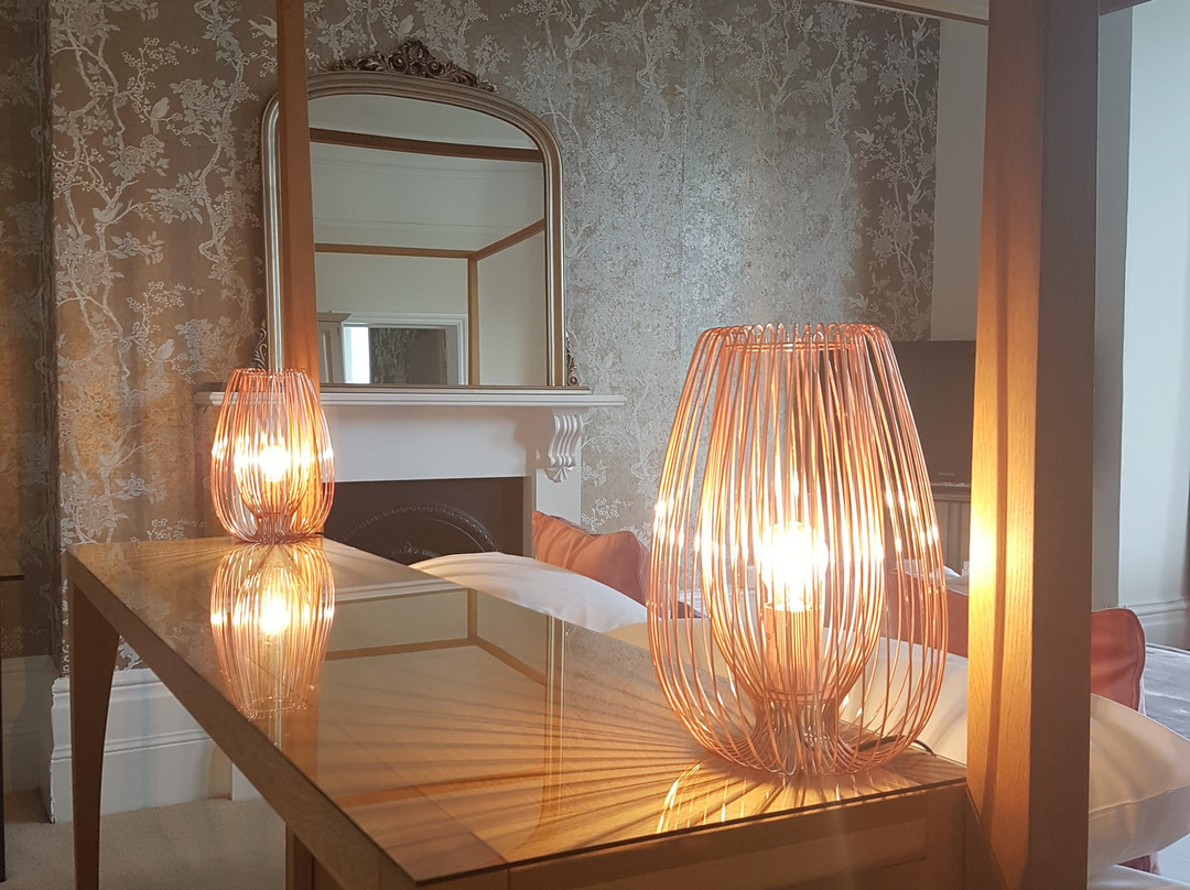 雷利什酒店主图