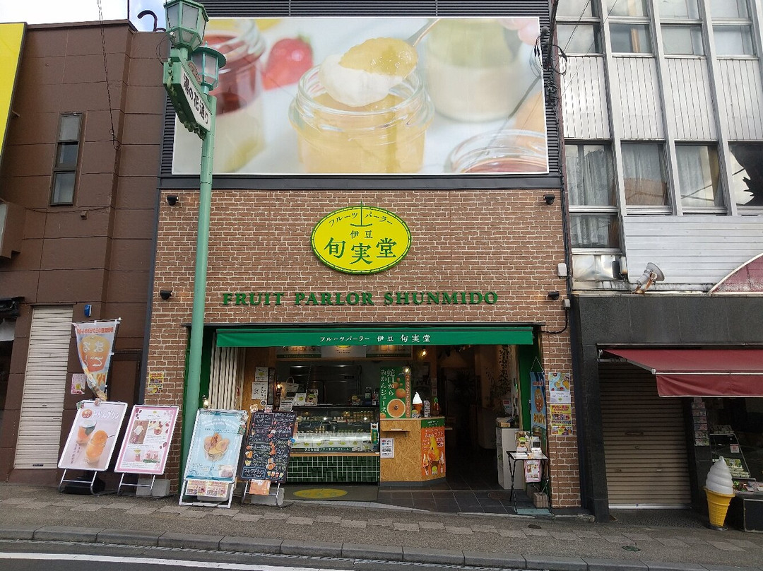 FRUIT PARLOR IZU SHUNMIDO
