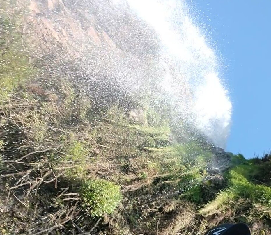Cascata dos Anjos-Ponta Do Sol必去景点