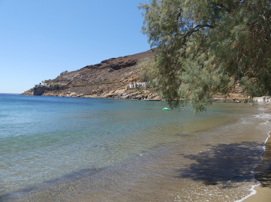 Megalo Livadi Beach景点图片