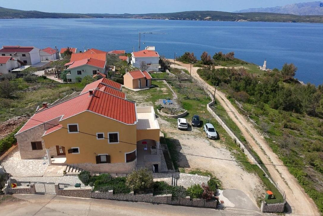 Apartments Mikecin