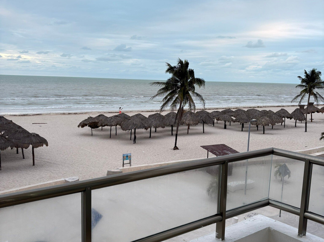 Playa Linda Hotel主图