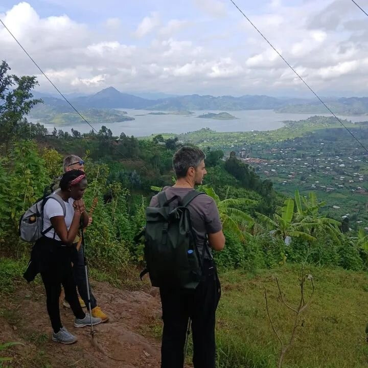 Loleza Peak-姆贝亚必去景点