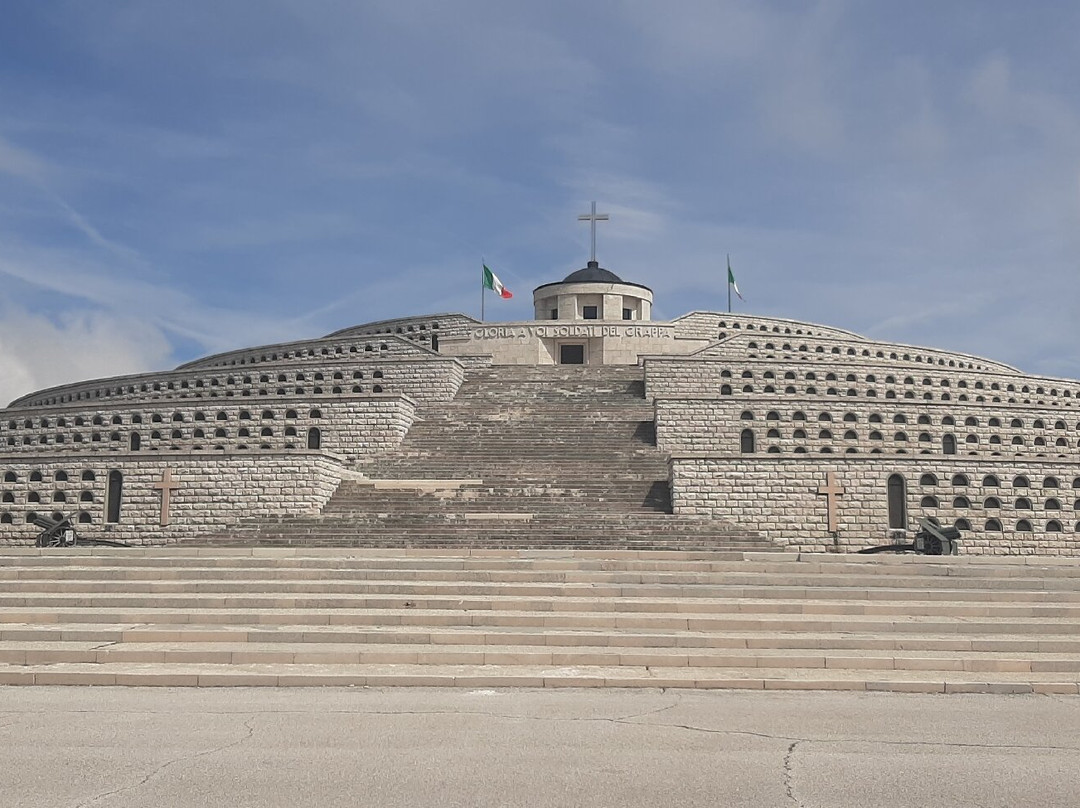 Sacrario di Cima Grappa景点图片