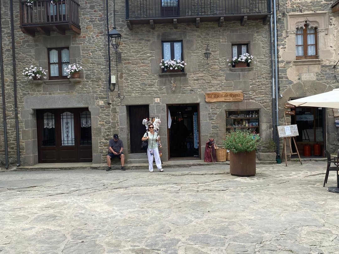 Pueblo Medieval de Rupit景点图片