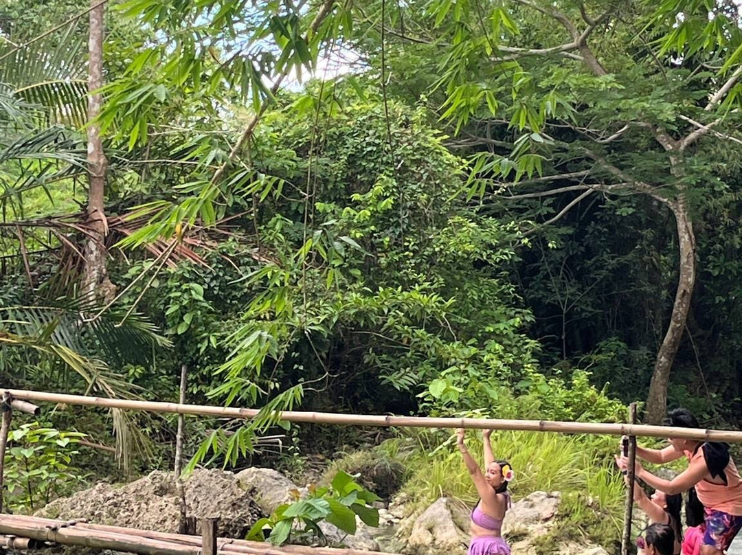 坎布加海瀑布-锡基霍尔岛必去景点