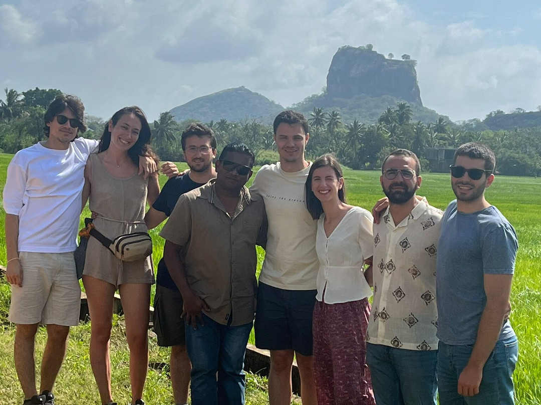 Sri Lanka Travel With Suresh-康提必去景点