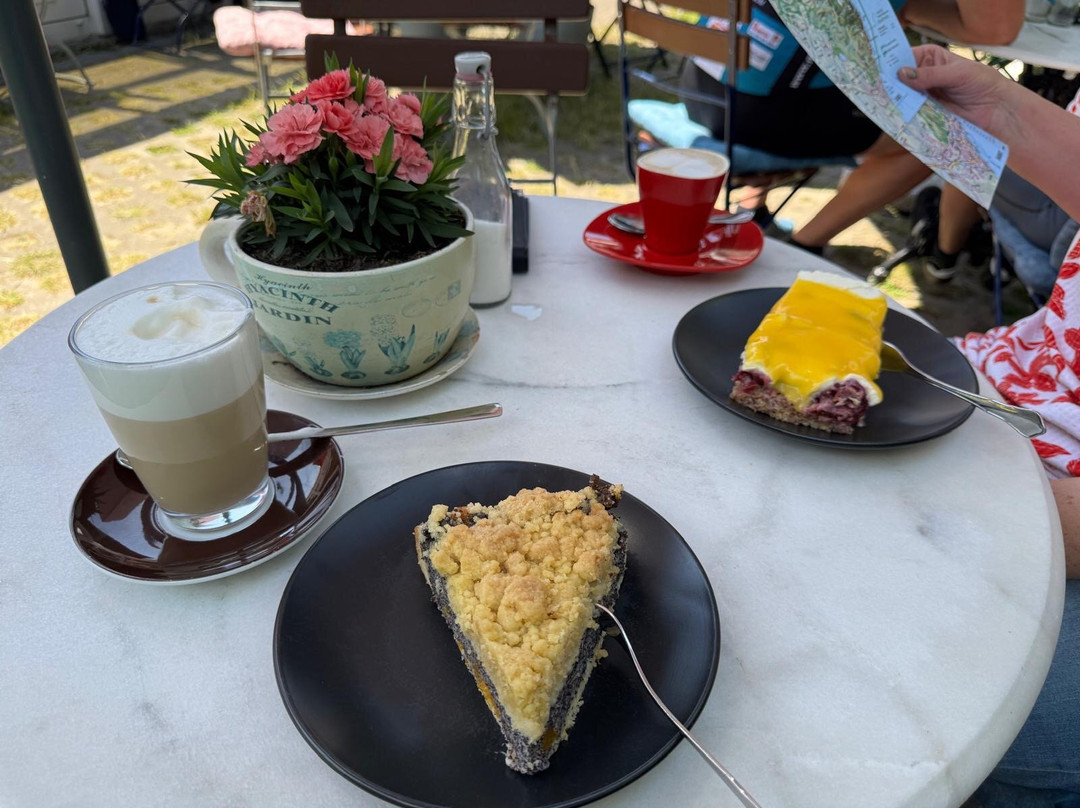Vicky's Gartencafé