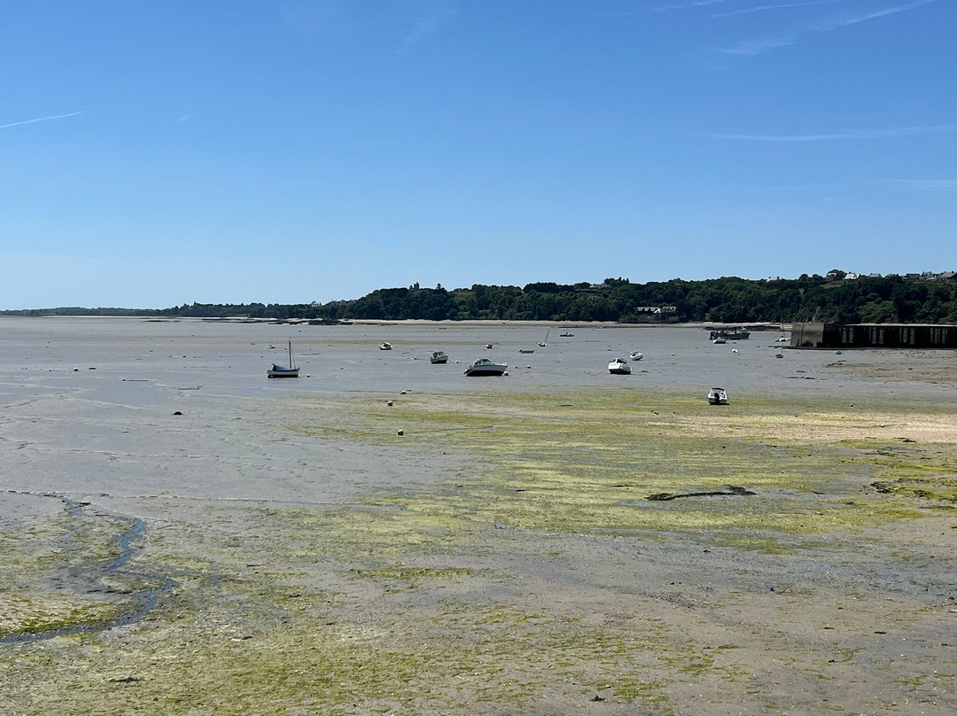 Port de le Houle-康卡勒必去景点