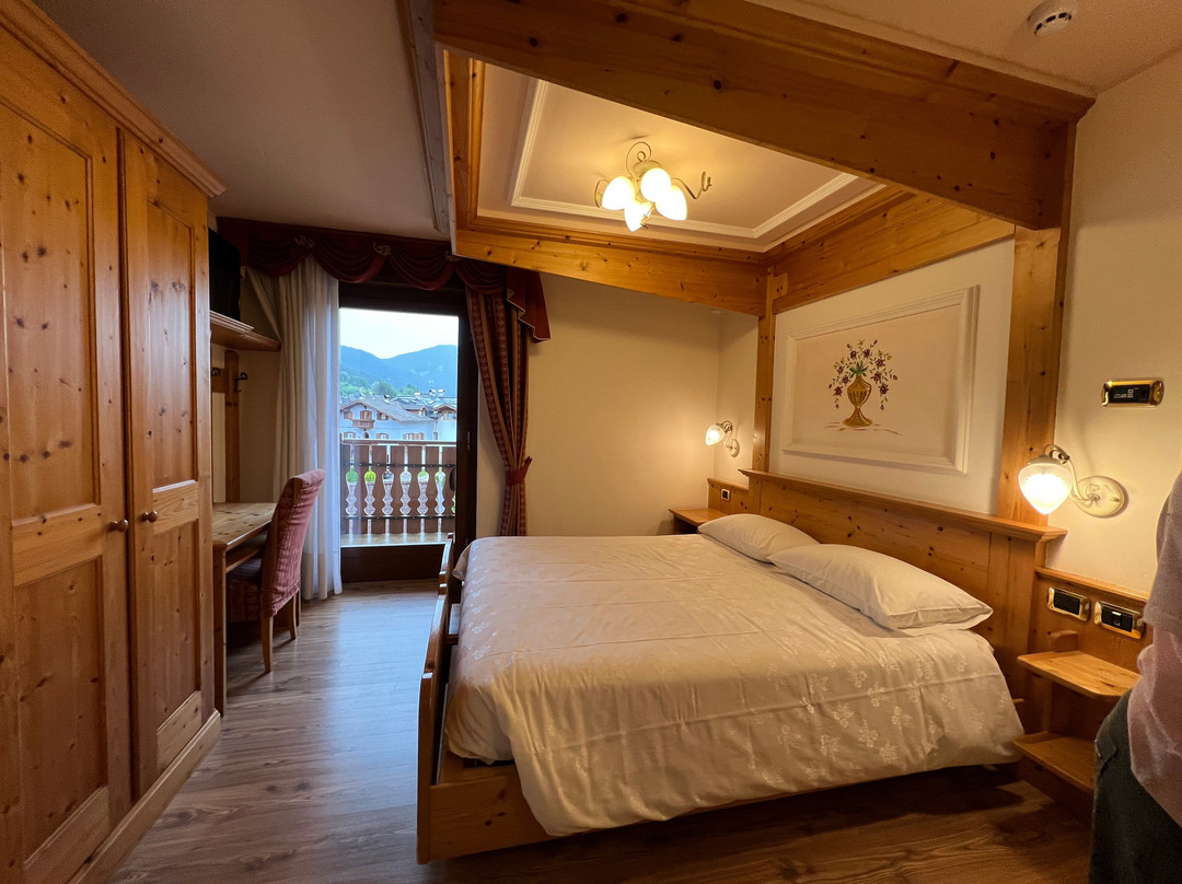 Family Hotel La Perla主图