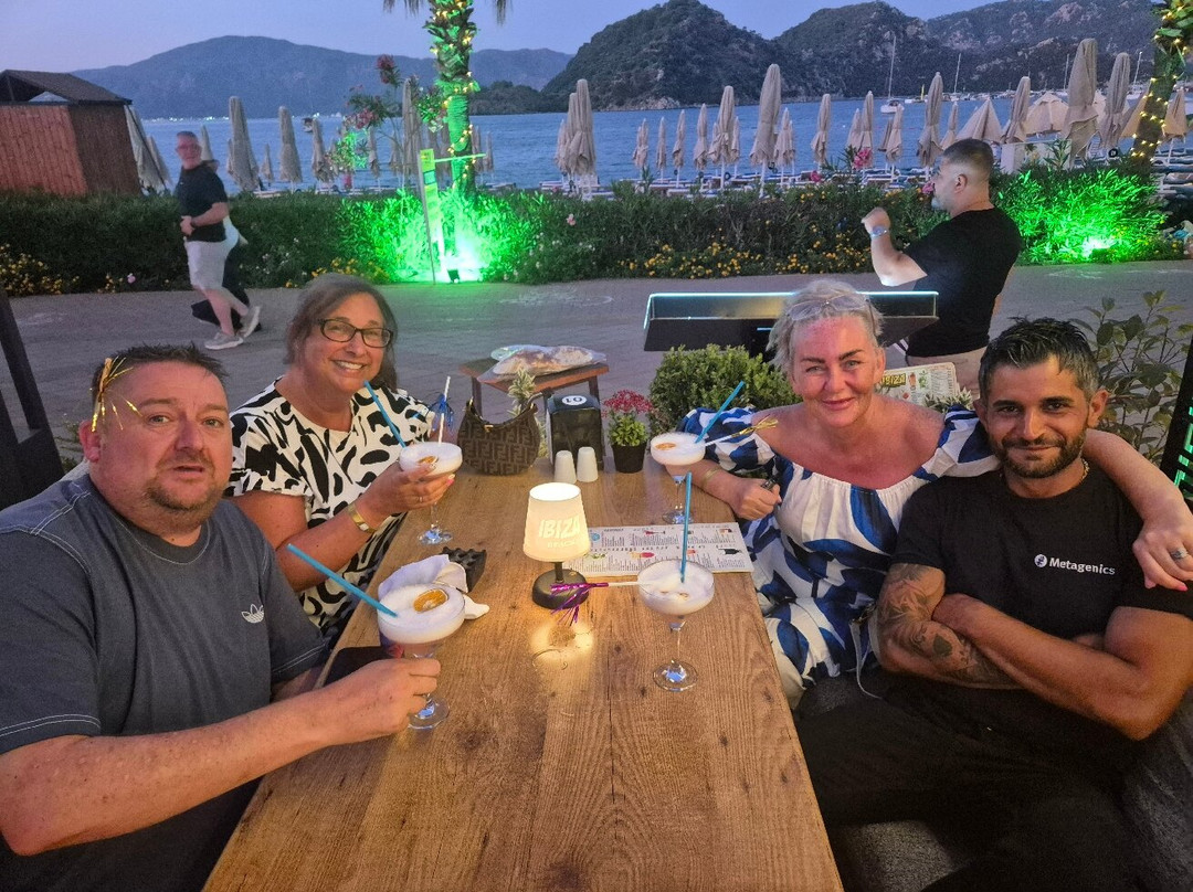 İbiza beach cafe bar restaurant