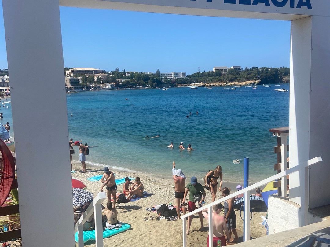 Agia Pelagia Beach-阿希亚贝拉希亚必去景点