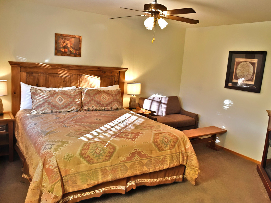 Arrowhead Country Cabins主图