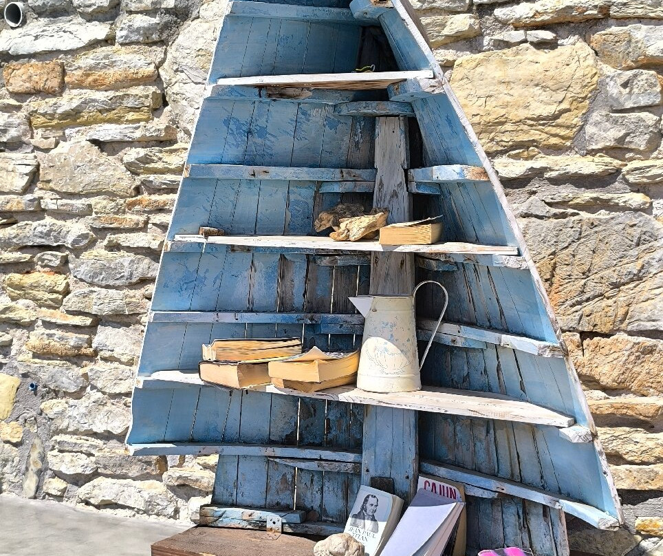 Niriides Hotel & Apartments主图