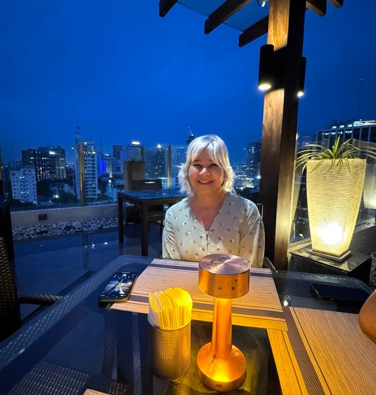 哈罗兹酒店主图