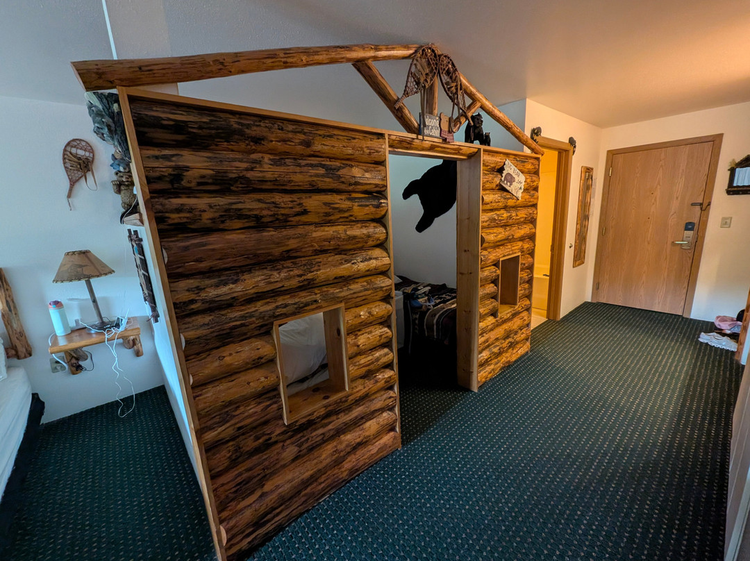 Meadowbrook Resort主图