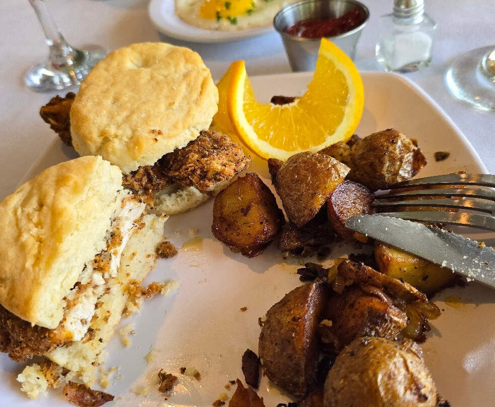 DelMonaco Winery & Vineyards-Baxter必去景点