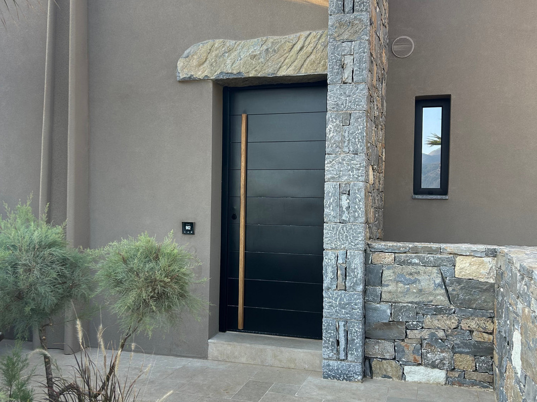 Acro Suites A Wellbeing Resort主图