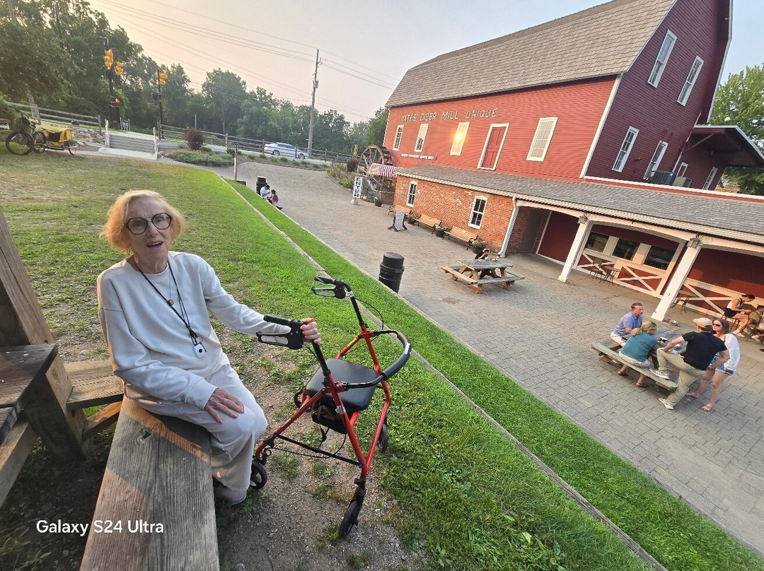 Yates Cider Mill-罗切斯特山必去景点
