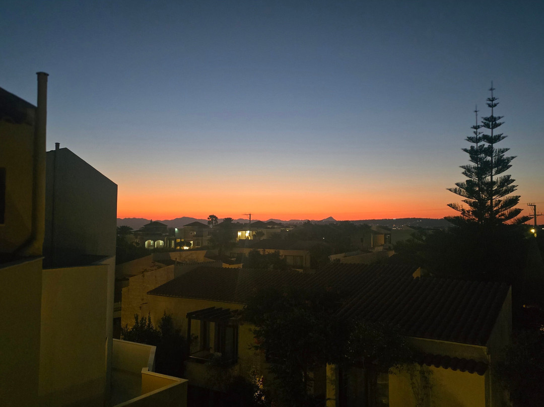 Althea Village Hotel主图