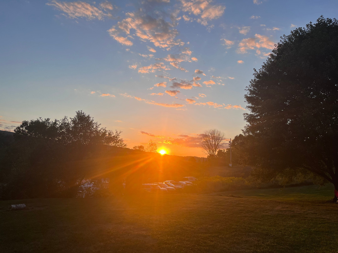 Craftsbury Farmhouse主图