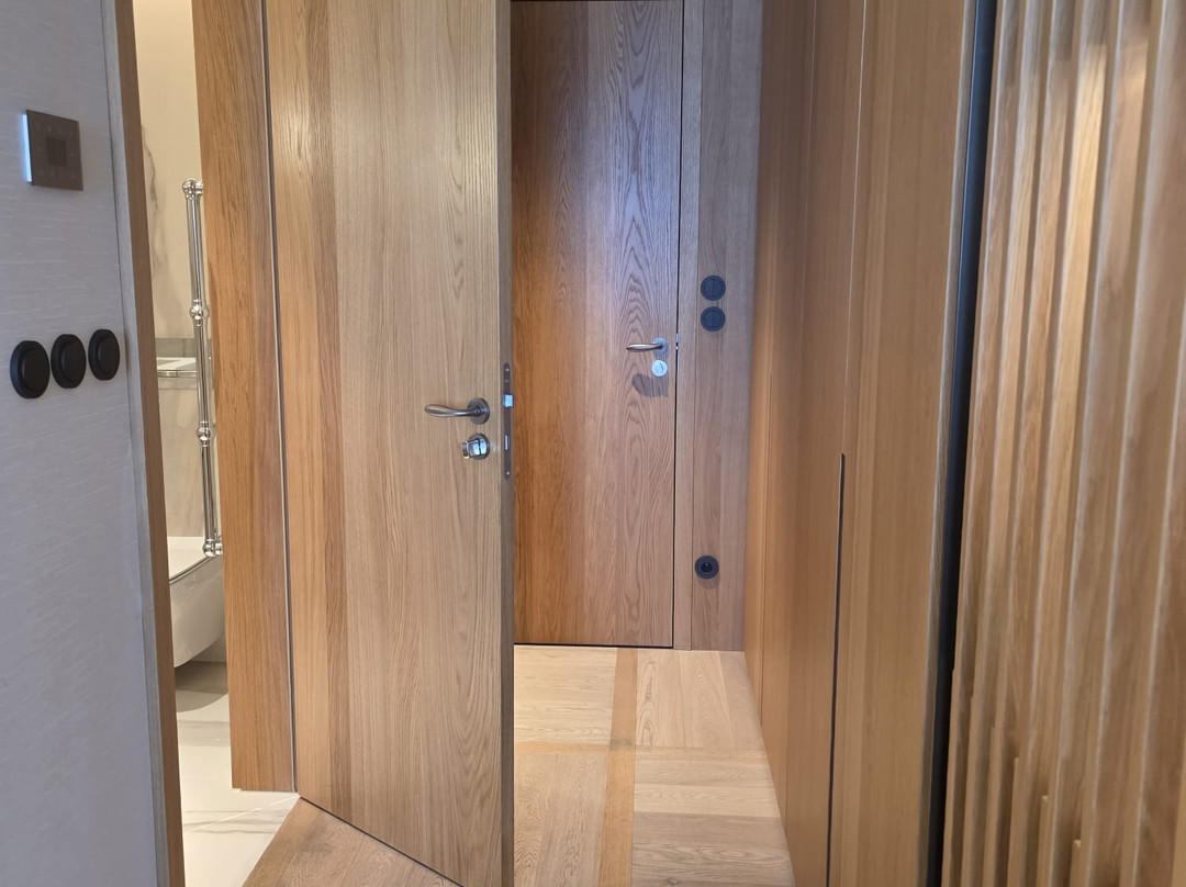 The Julius Prague主图