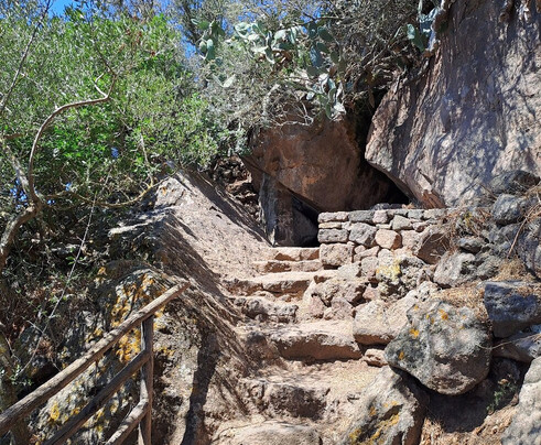 Bagno Asciutto Grotta Di Benikulá-潘泰莱里亚必去景点