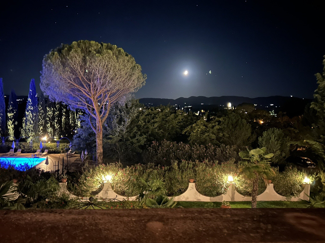 祖卡丽别墅酒店主图