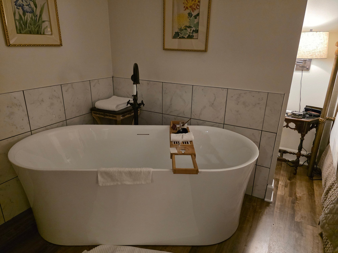 Arsenic and Old Lace Bed & Breakfast Inn主图