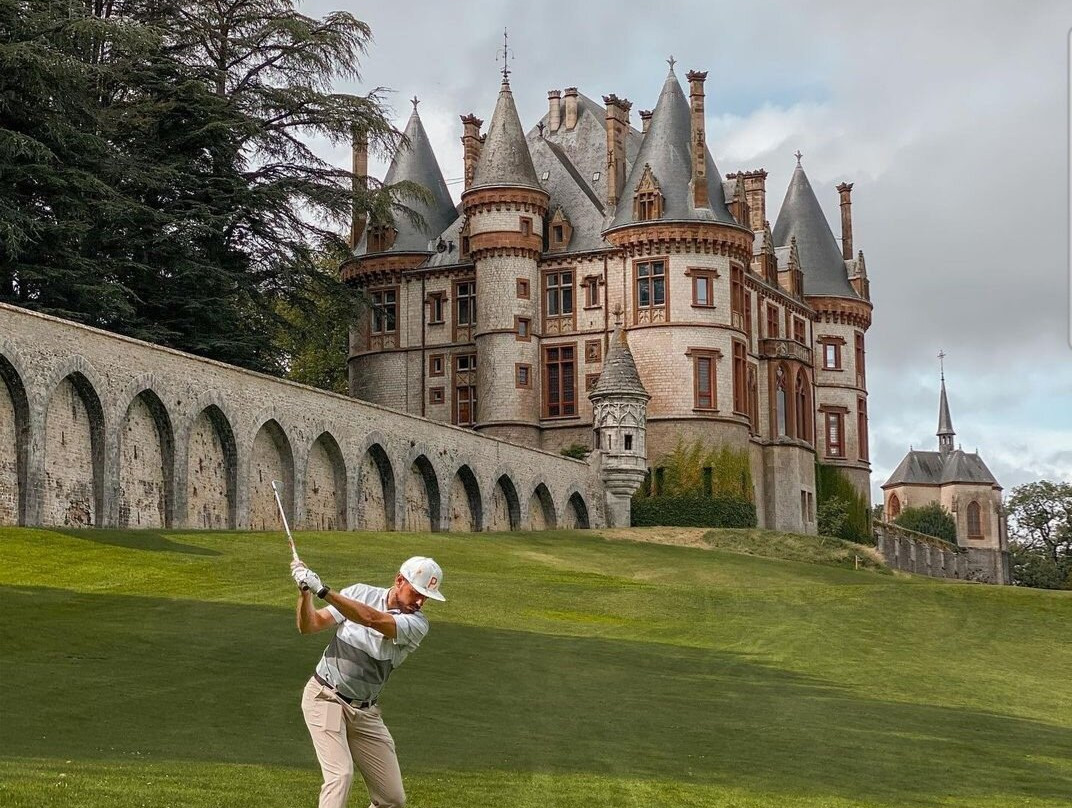 Golf Club du Chateau de Bournel-Cubry必去景点