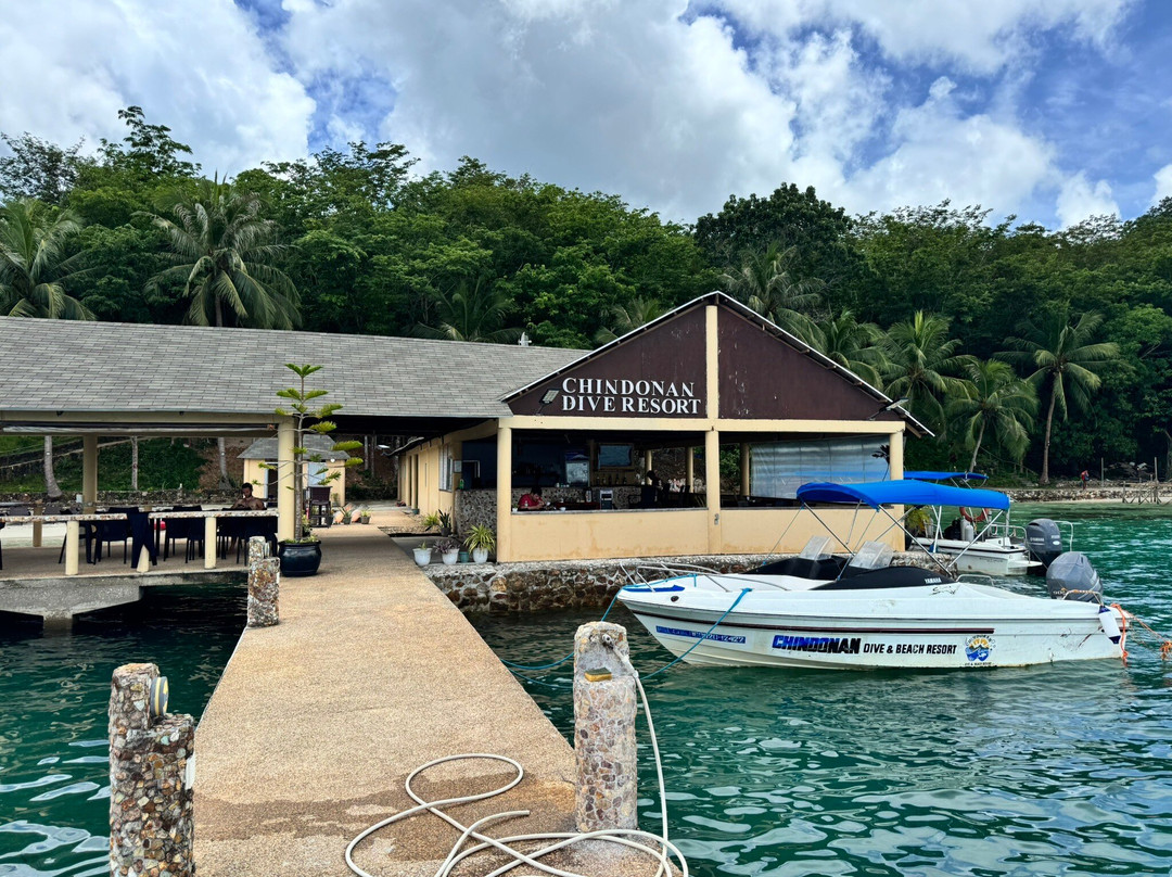 琴多南岛度假&潜水中心主图