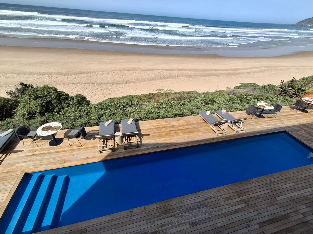 Escape To The Beach主图