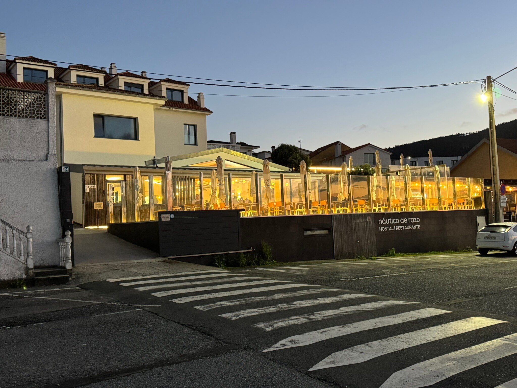 Náutico de Razo-官方